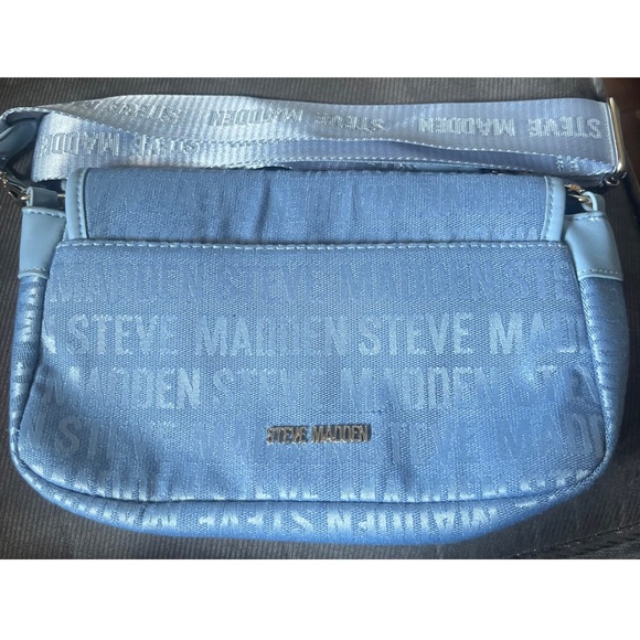Steve Madden Light Blue Messenger Bag - Picture 1 of 4
